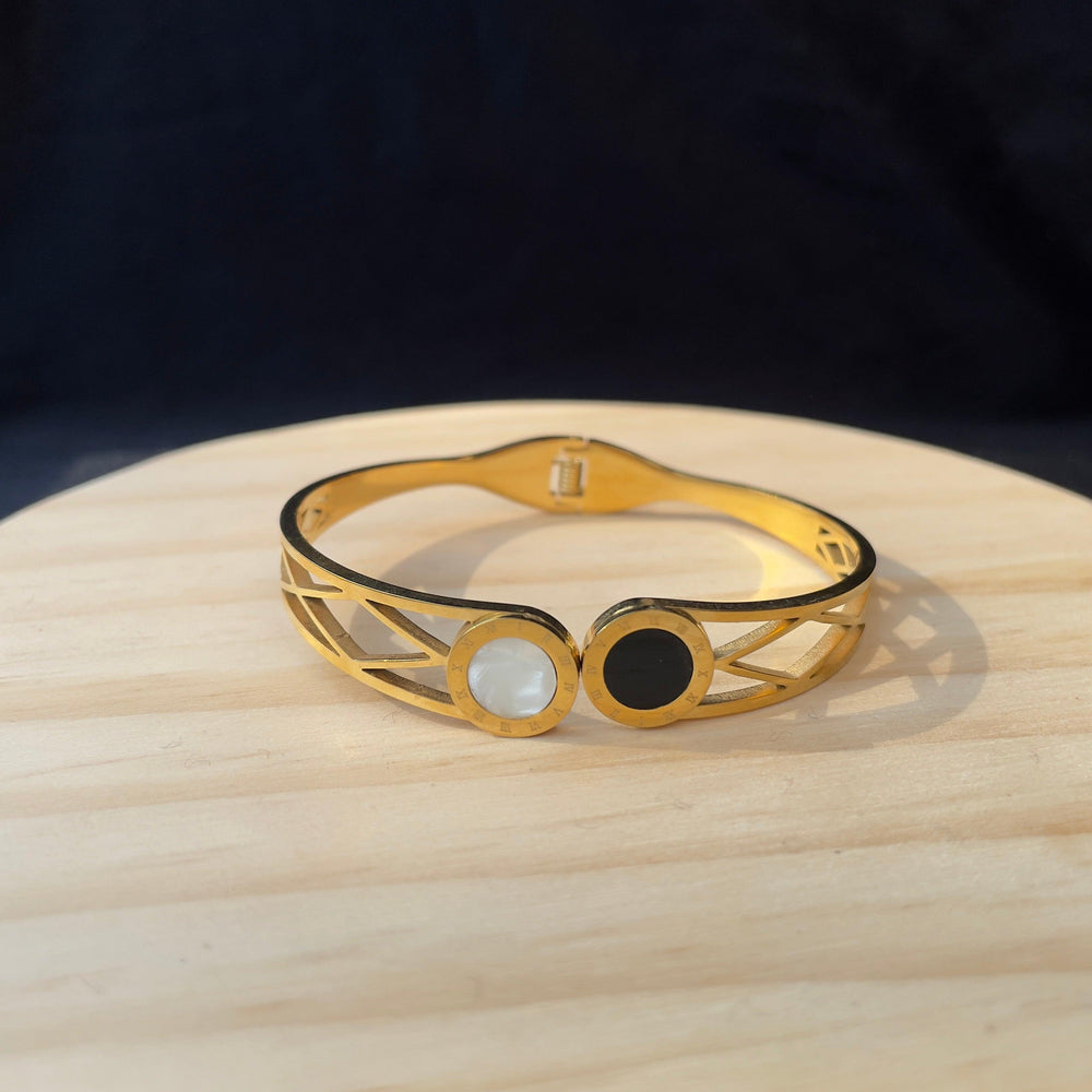 Double Roman Black and White Bracelet