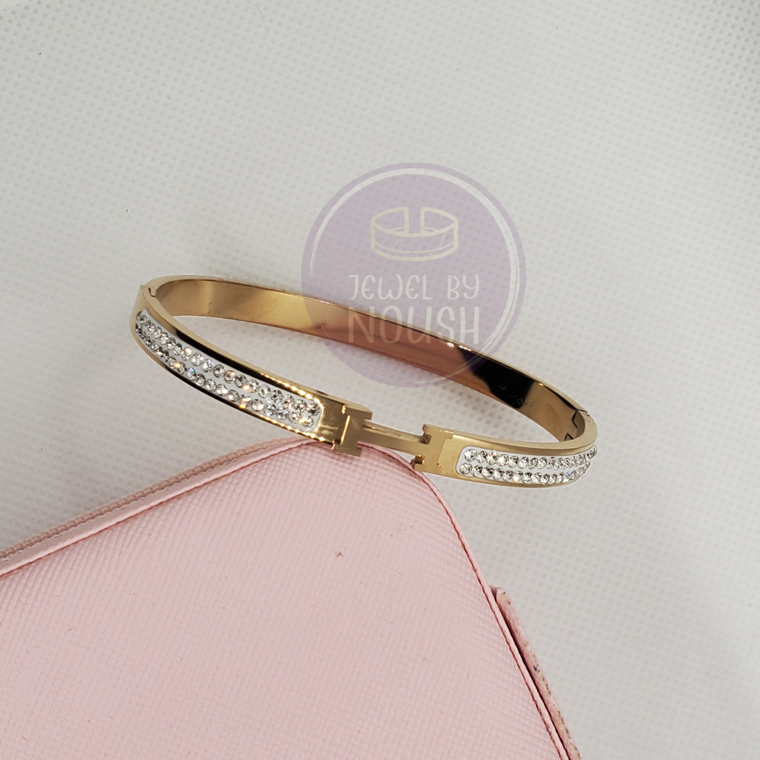 Gleaming Crystal Gold Bangle