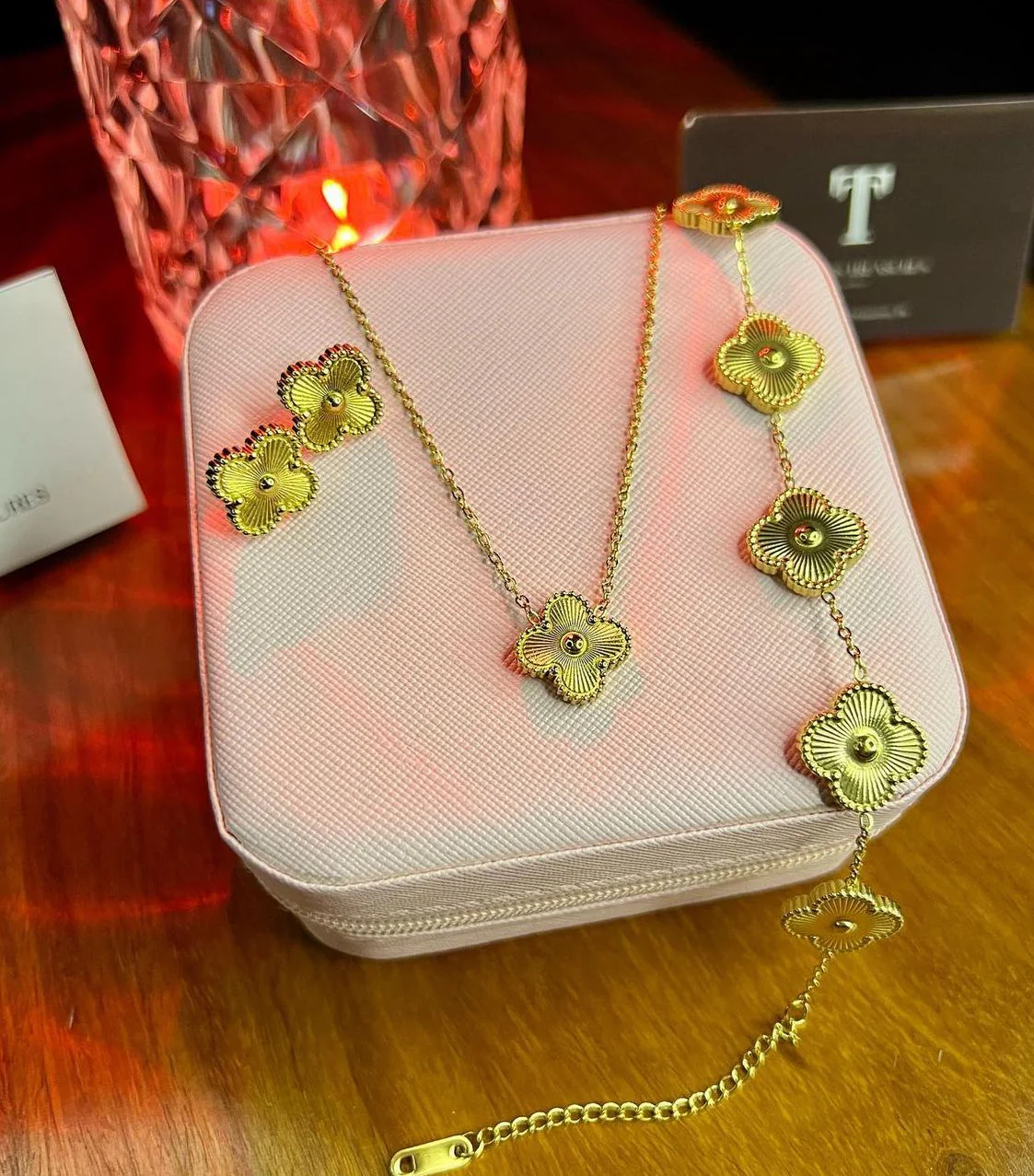 Floral Clover Gold Jewelry Set