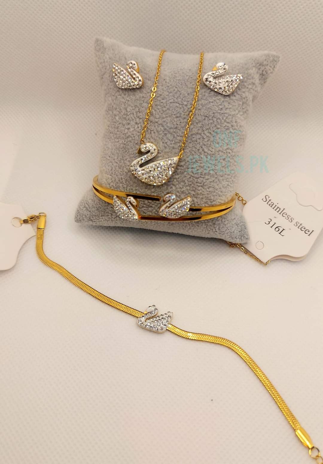 Swan-Duck Harmony Jewelry Set