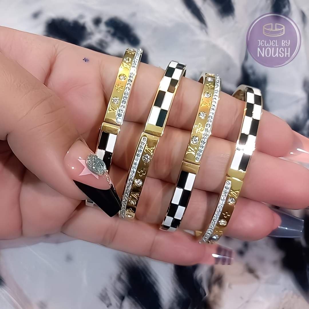 Elegant Gold Toned Checkers Bracelet 