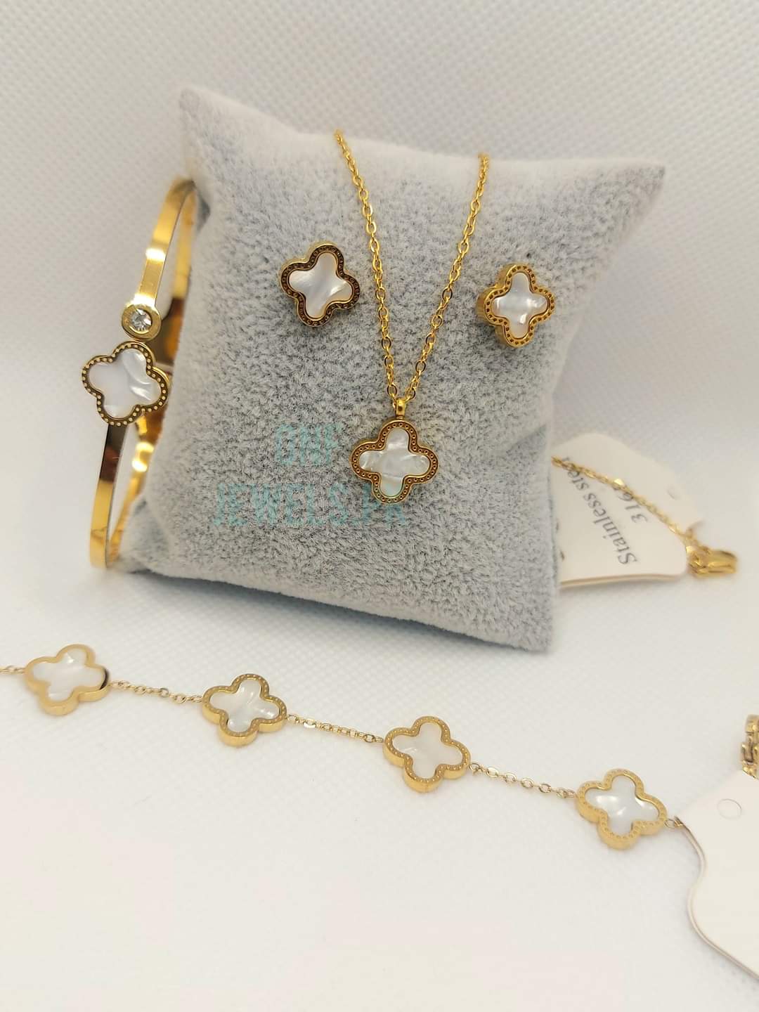 Lucky Clover Set with Bangle and Bracelet