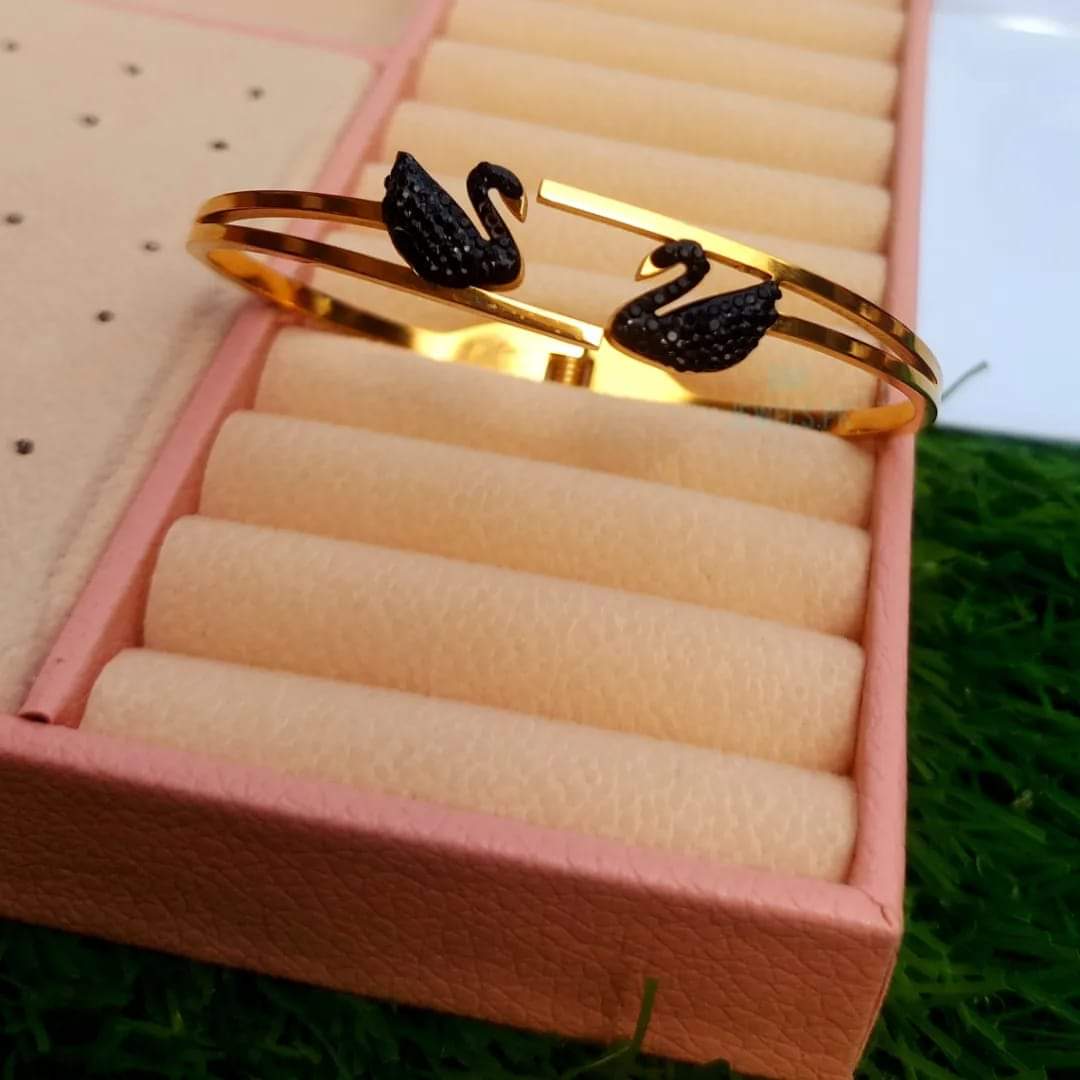 Elegant Double Swan Duck Bracelet