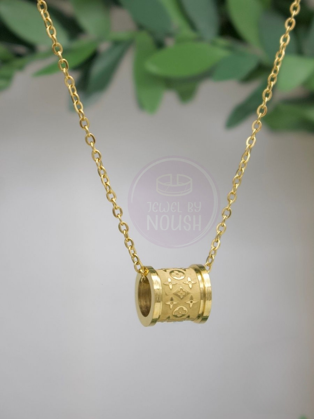 Engraved LV Gold Pendant Necklace