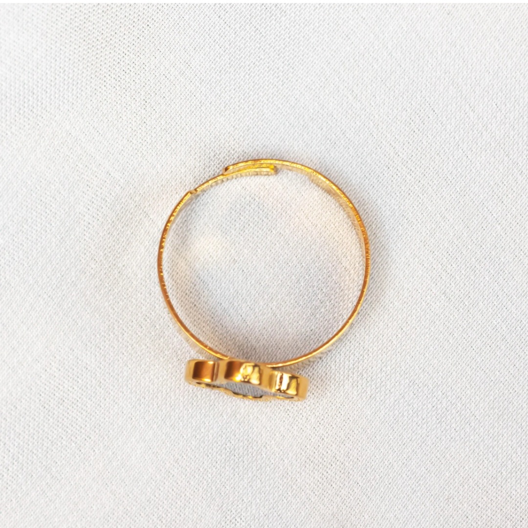 Elegant Gold-Tone Clover Adjustable Ring