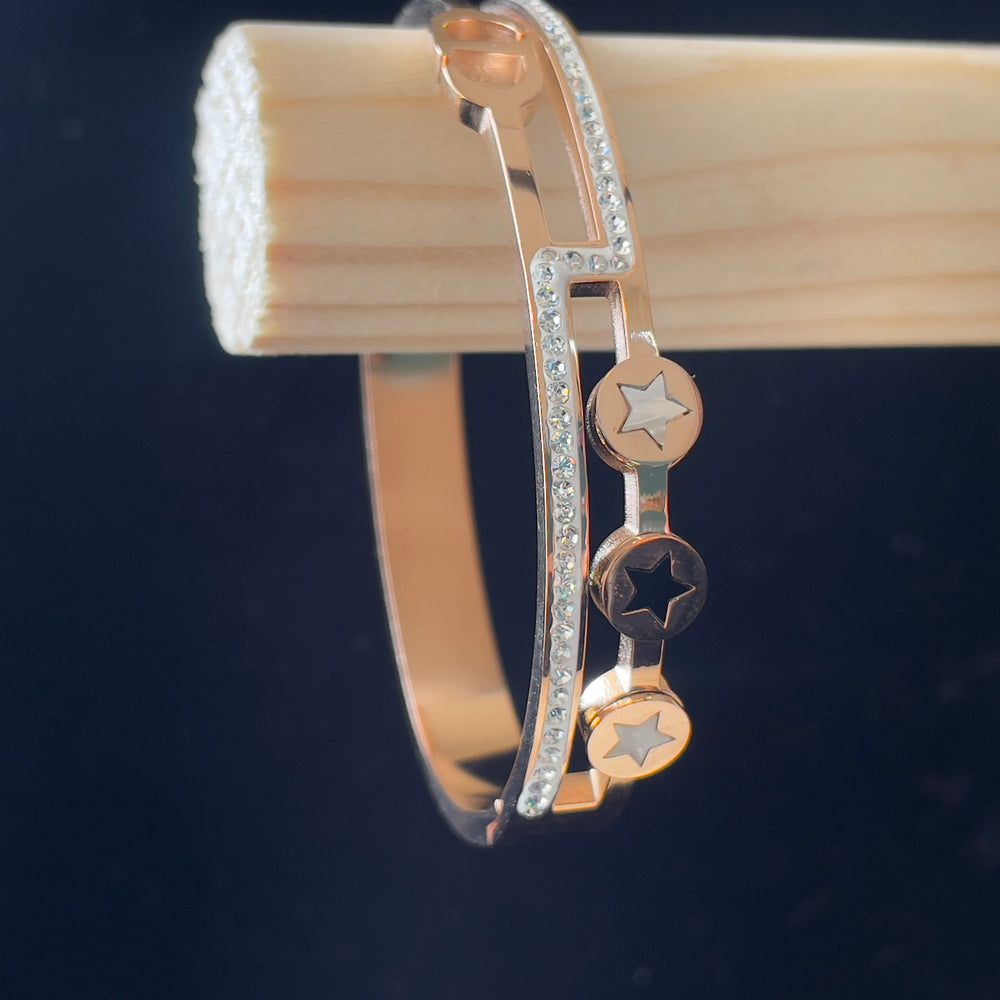 Star Cut-Out Gold-Toned Bracelet