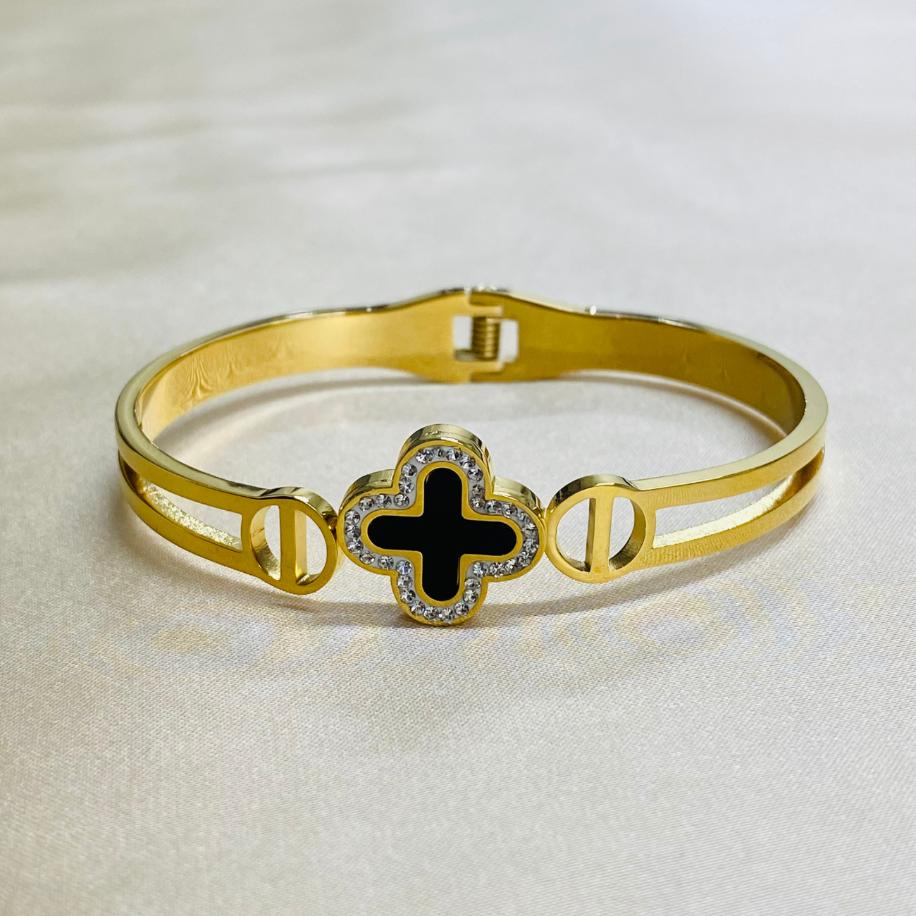 Gold Cross Clover Gemstone Bracelet