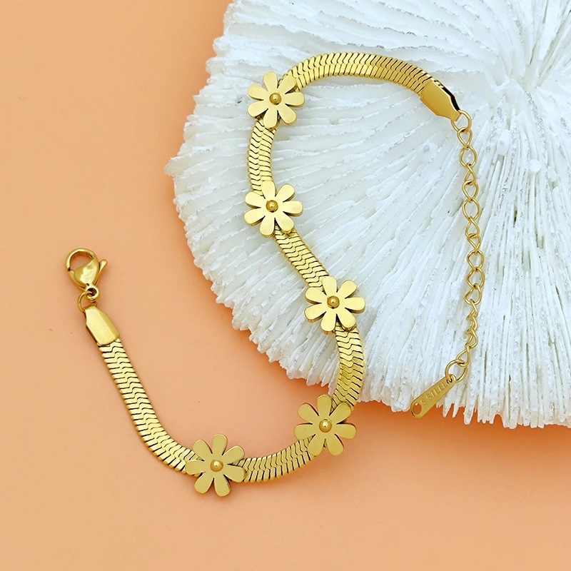 Golden Floral Bracelet