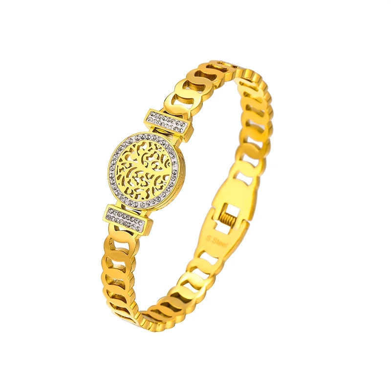 Elegant Gold-Tone Chain-Link Bracelet with Decorative Centerpiece