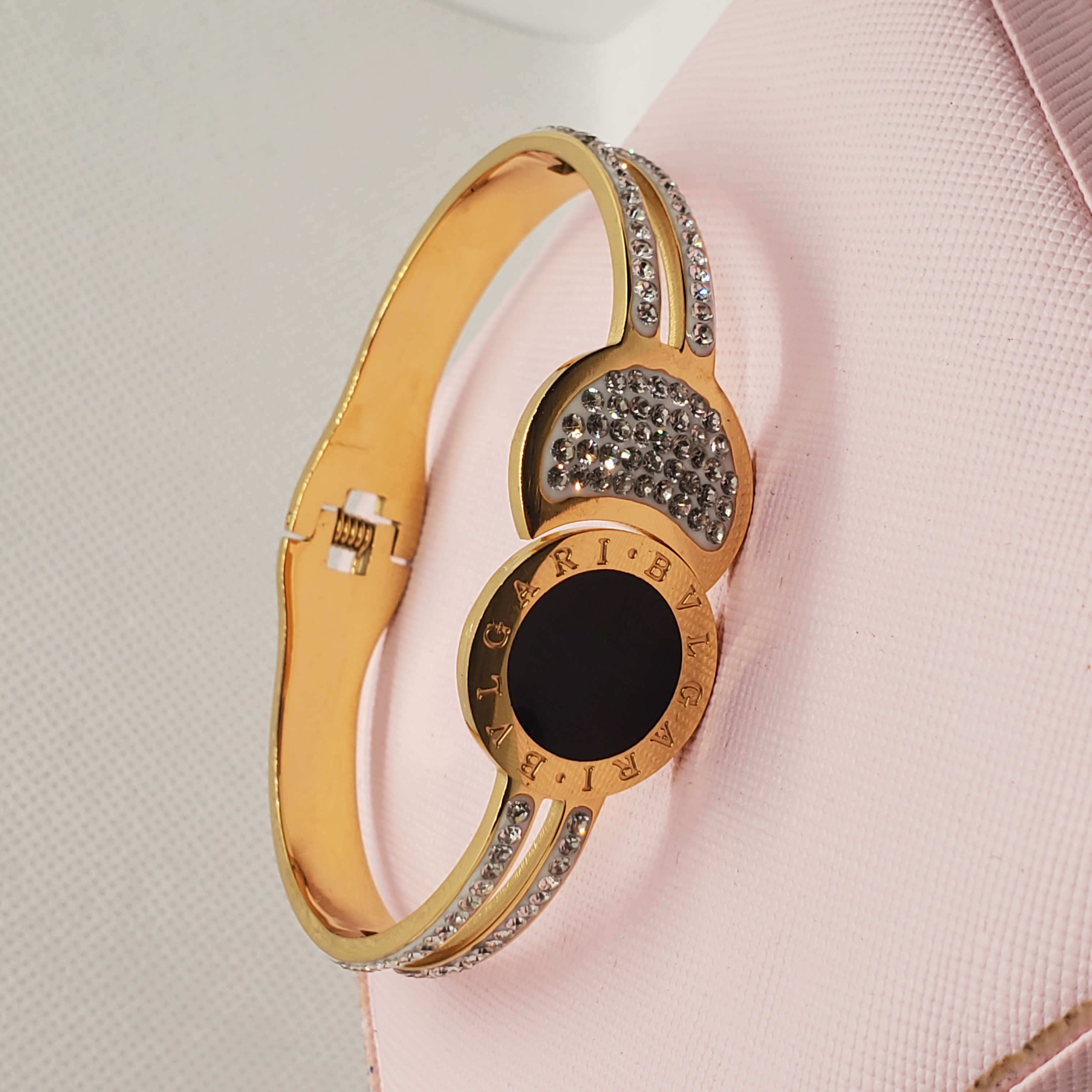 BVLGARI-Inspired Gold Bracelet