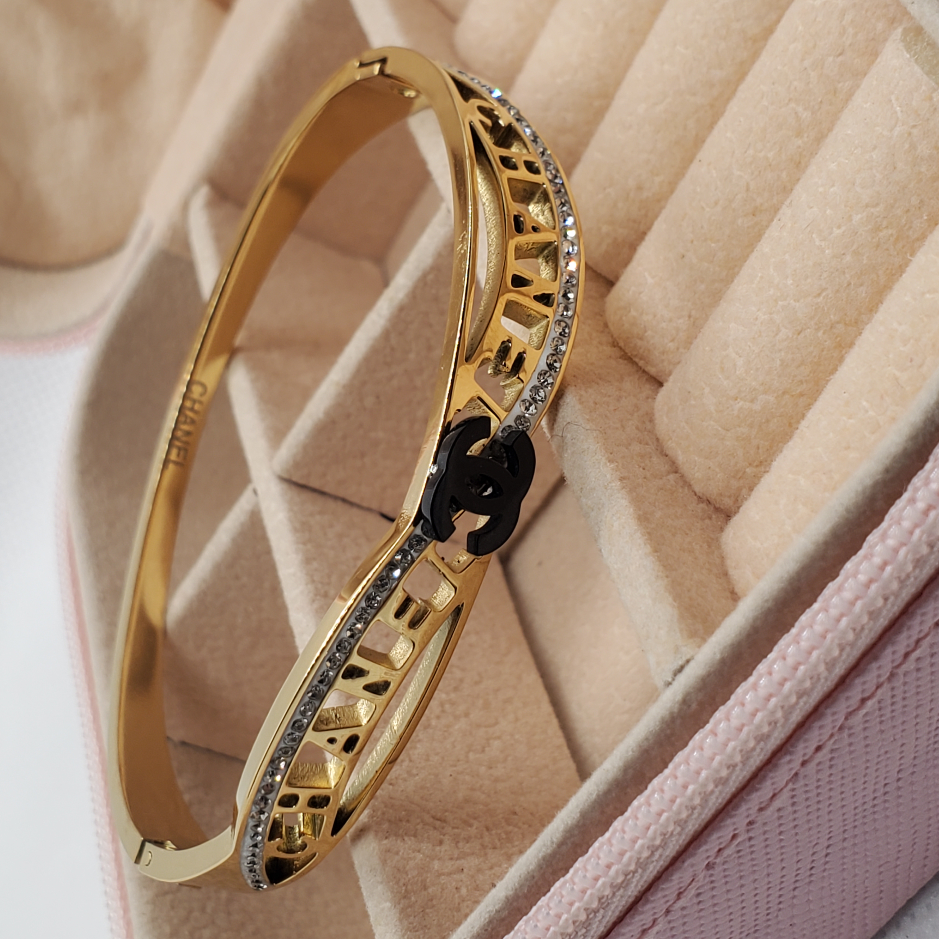  Elegance Reimagined: Chanel-Inspired Charm Bracelet