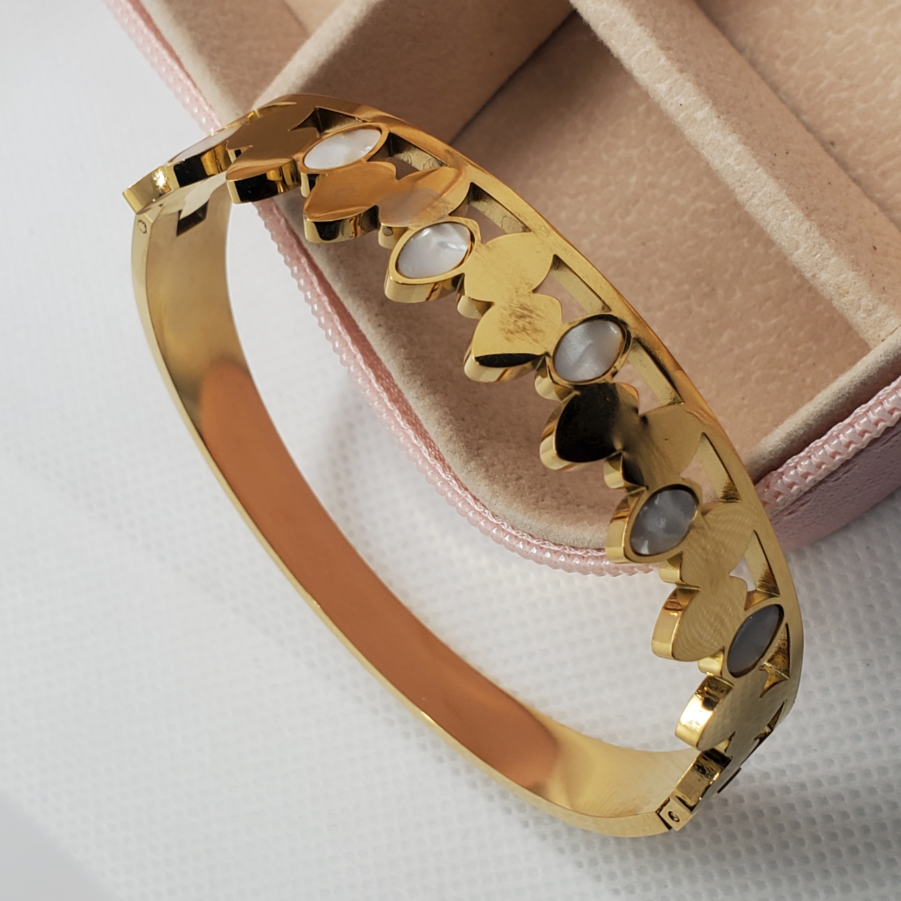 Regal Crown Gold Bracelet