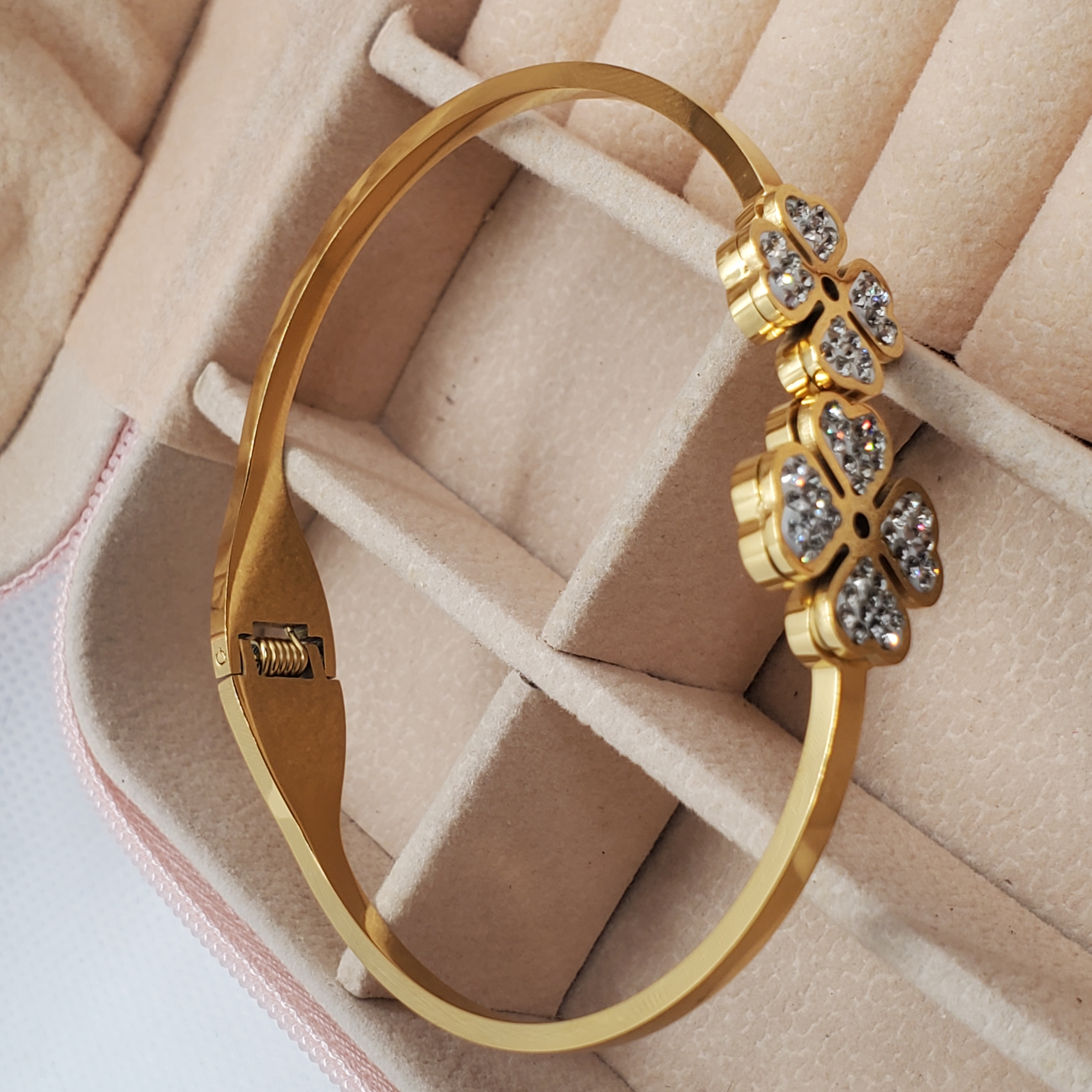 Gold Clover Bracelet with Sparkling Accents