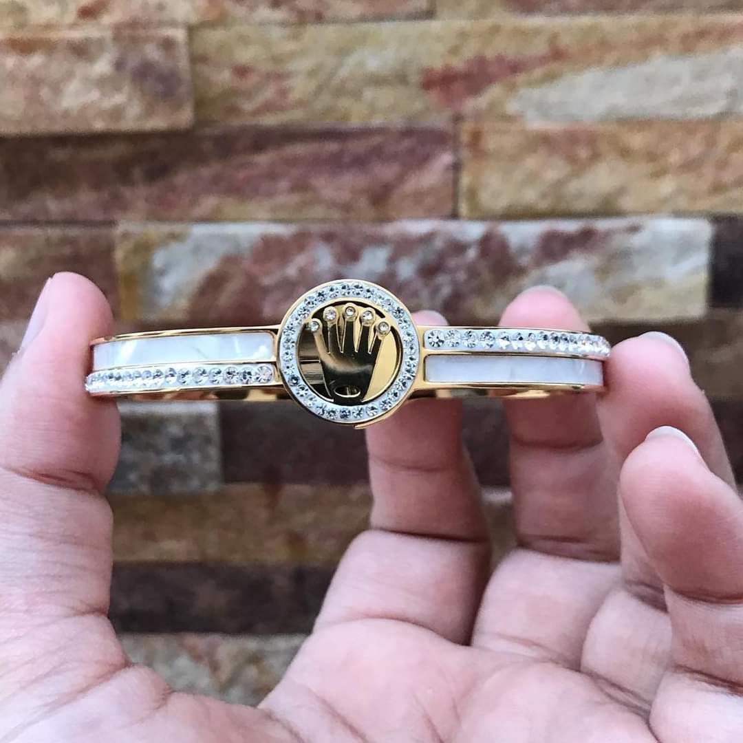 Crown Jewel Timepiece-Inspired Bracelet Inspired by Rolex