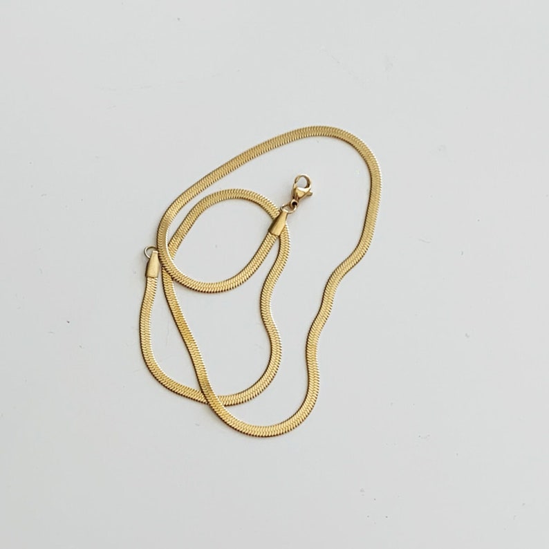 Elegant Gold-Tone Snake Chain Necklace