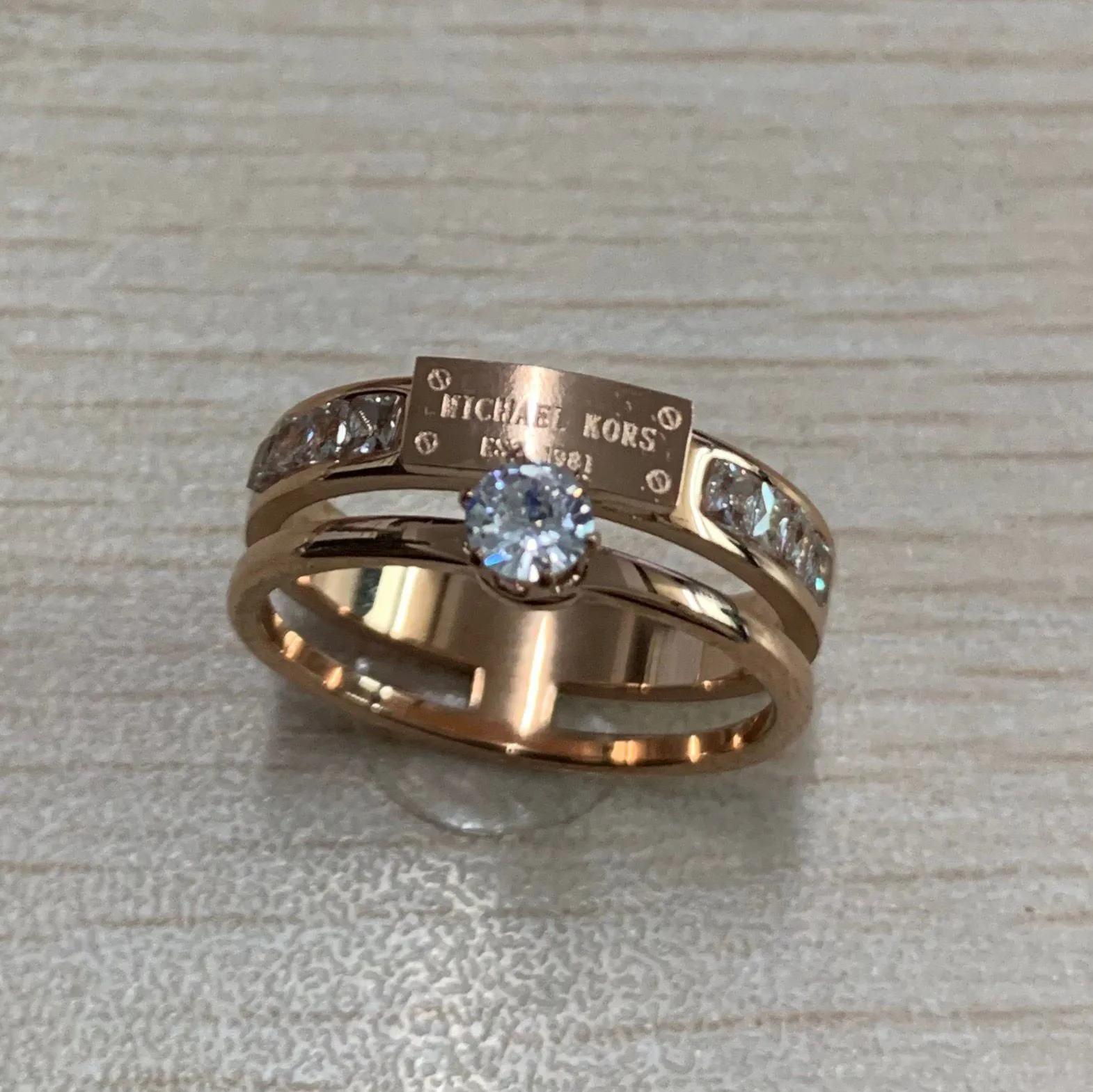 Elegant Rose Gold Solitaire Ring