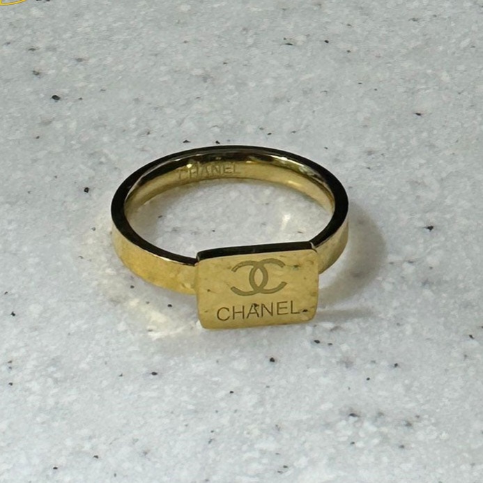 Chanel-Inspired Classic Gold Band Ring