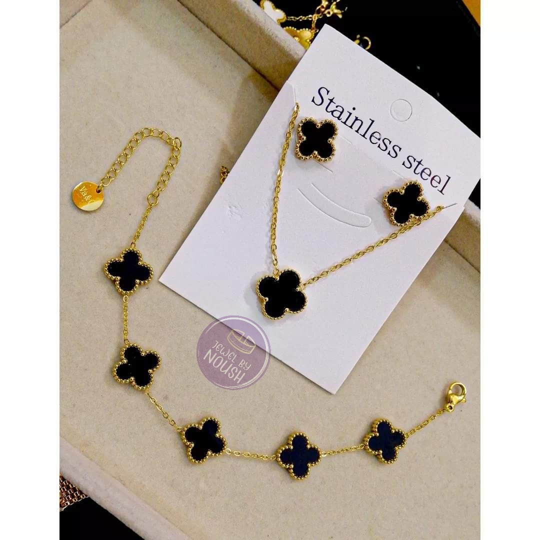 Elegant Clover Charm Jewelry Set