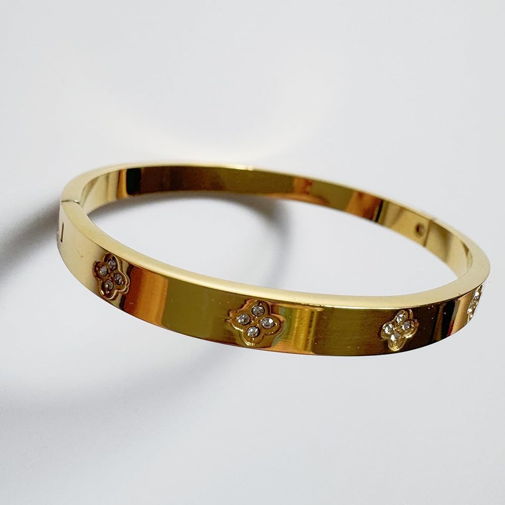 Elegant Gold-Toned Flower Motif Bangle