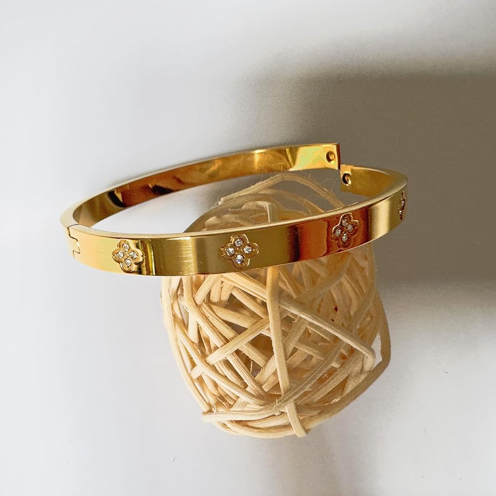Elegant Gold-Toned Flower Motif Bangle