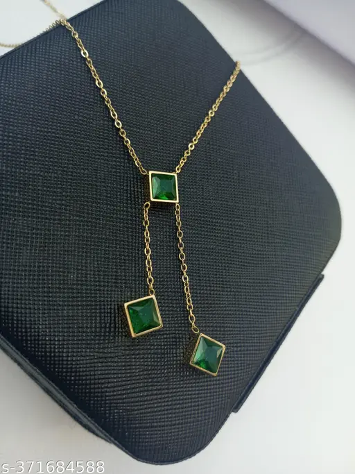Elegant Green Square Pendant Necklace
