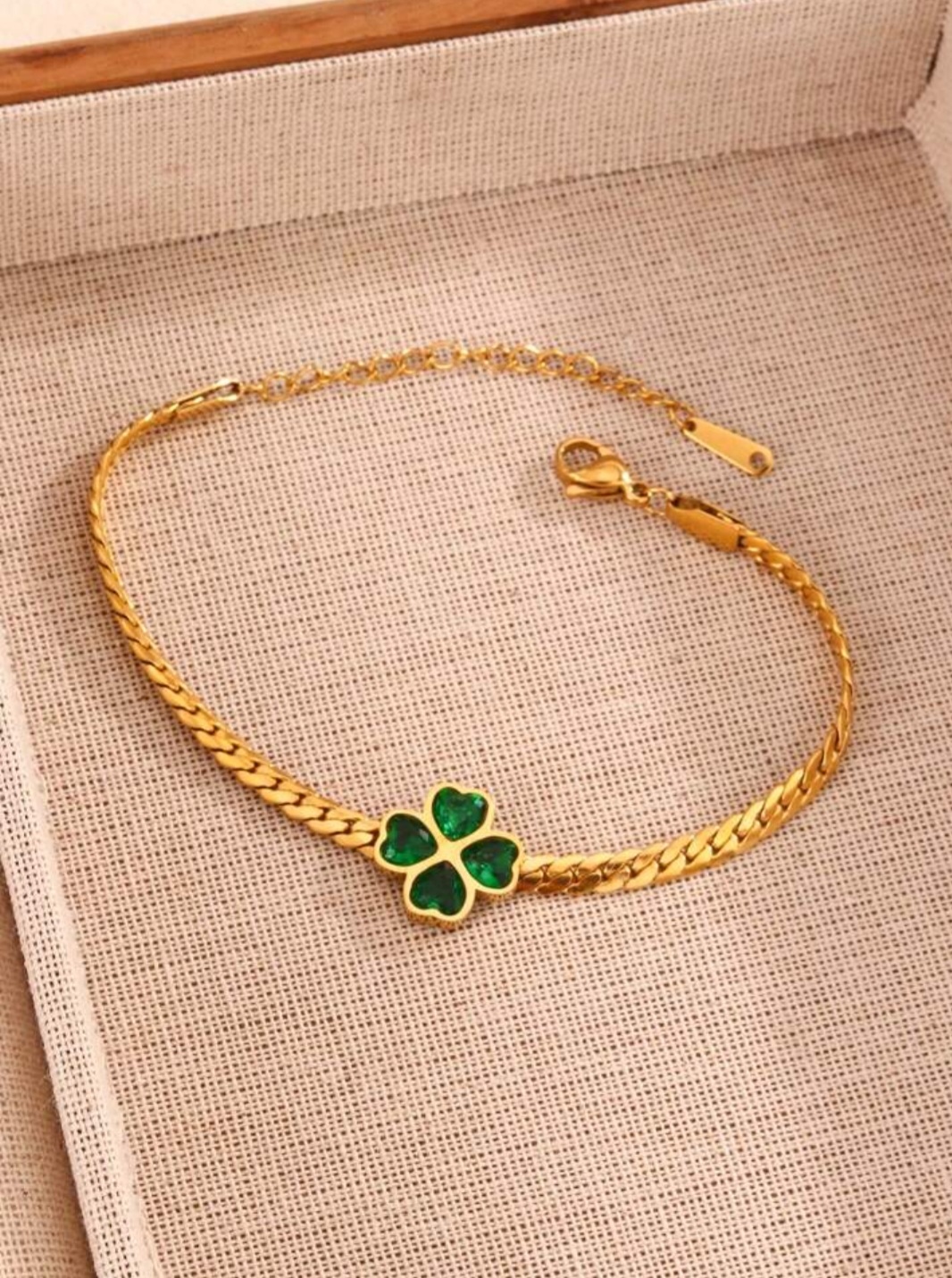 Lucky Charm Gold-Tone Twisted Rope Bracelet with Faux Emerald