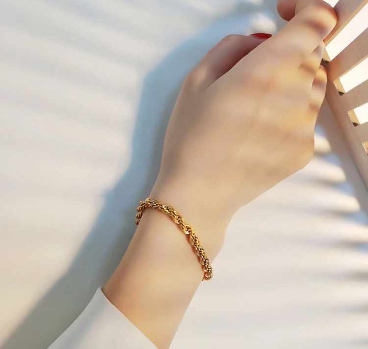  Elegant Twist Bracelet