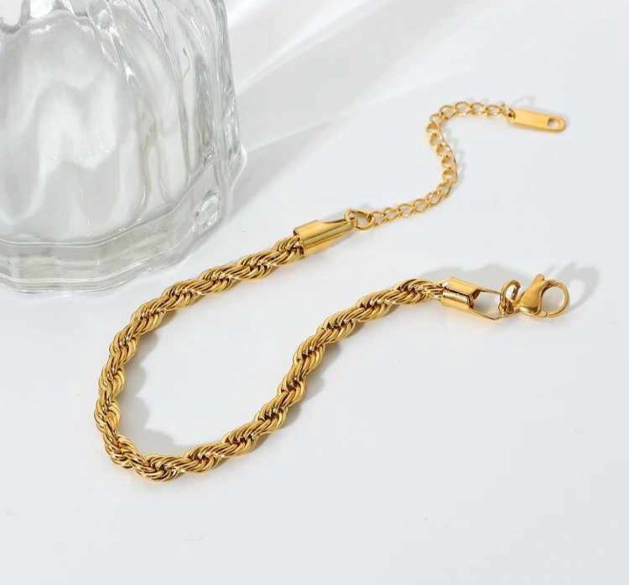  Elegant Twist Bracelet