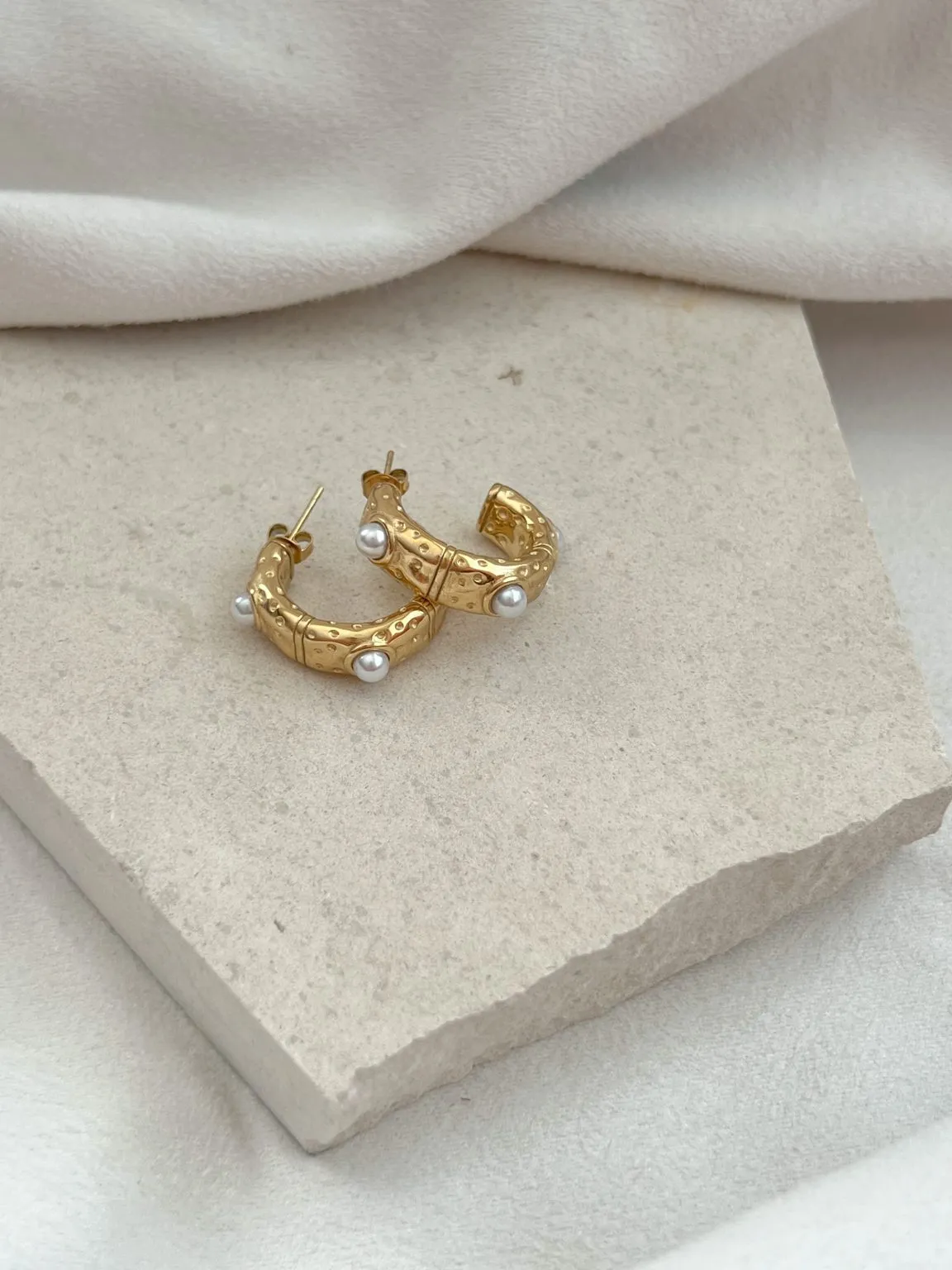 Pearl-Embellished Gold Hoop Earrings - 18K Gold Plated, Elegant Design