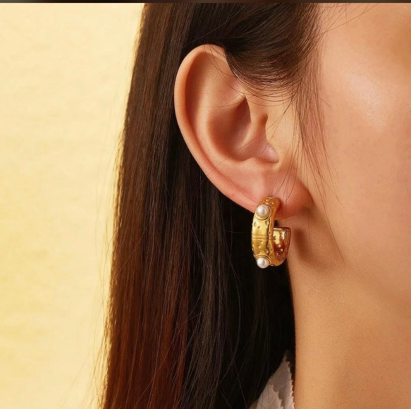 Pearl-Embellished Gold Hoop Earrings - 18K Gold Plated, Elegant Design
