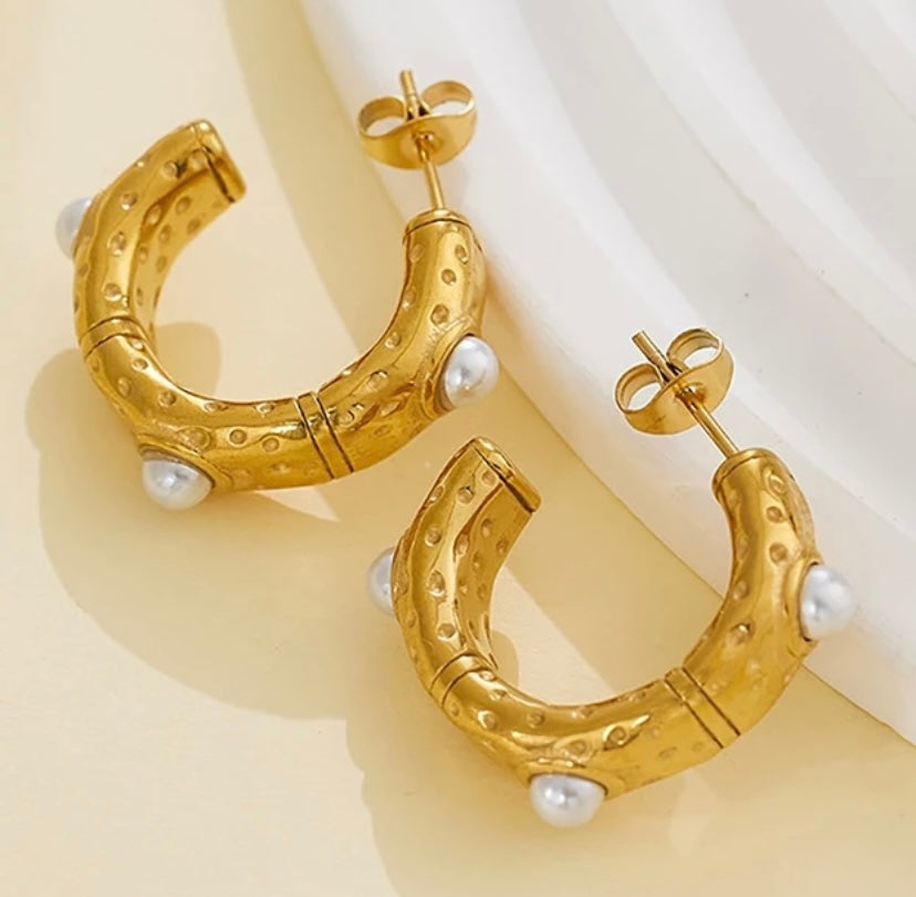Pearl-Embellished Gold Hoop Earrings - 18K Gold Plated, Elegant Design