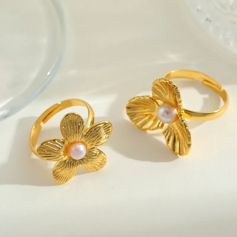 Bloom Elegance Adjustable Rings