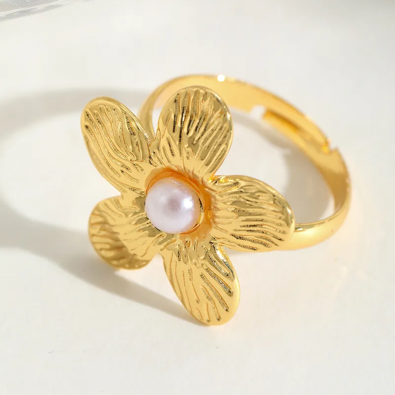 Bloom Elegance Adjustable Rings