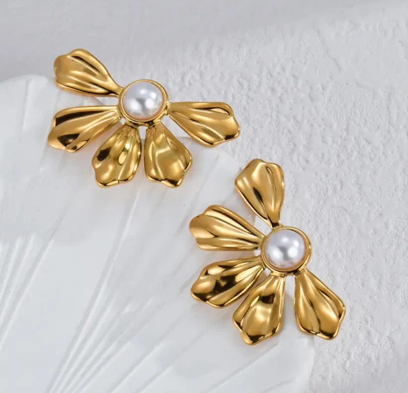 Petal Whisper Stud Earrings