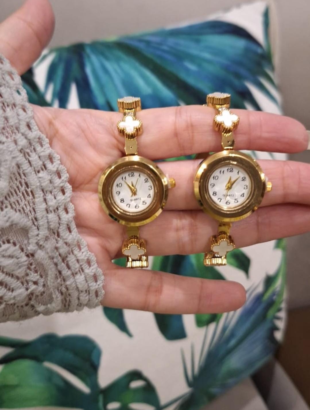 Gilded Grace – Clover Charm Wristwatch