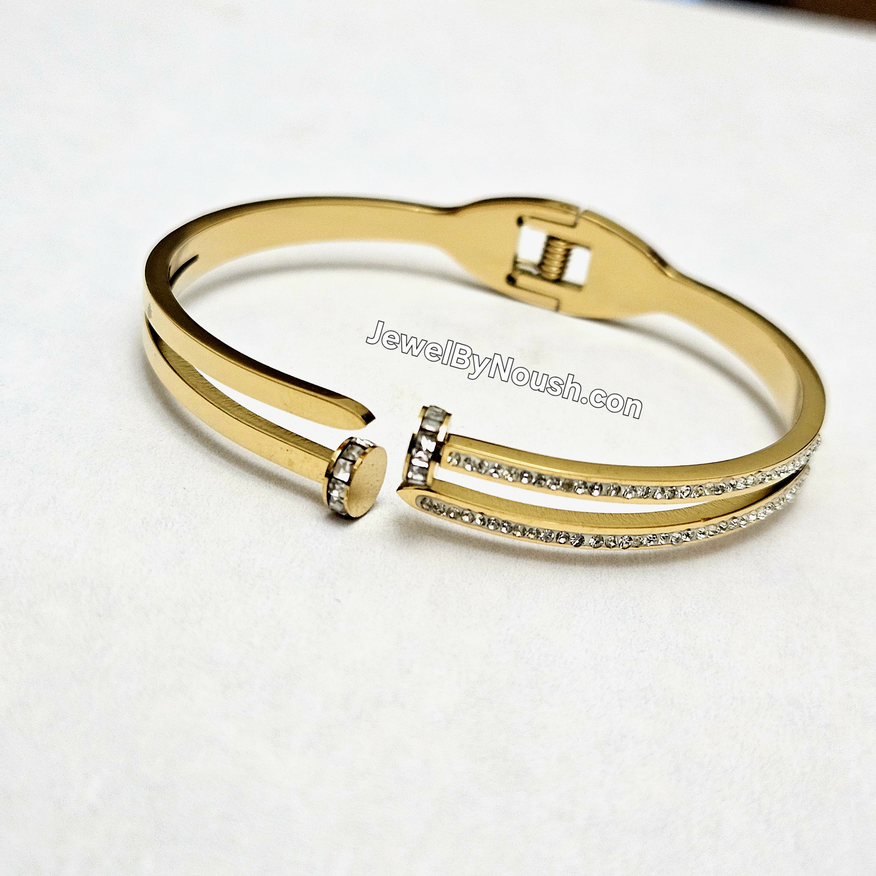 Crystal Verve – Open Glow Bangle