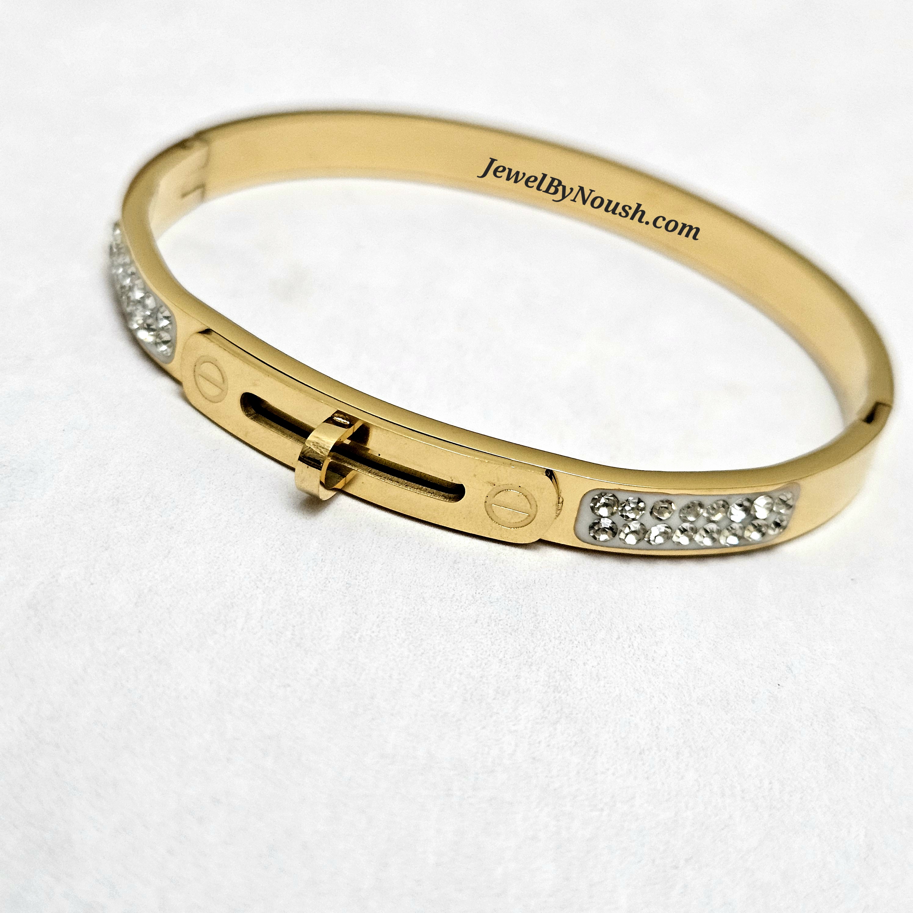 Marwa | Crystal-Edged Sleek Bangle