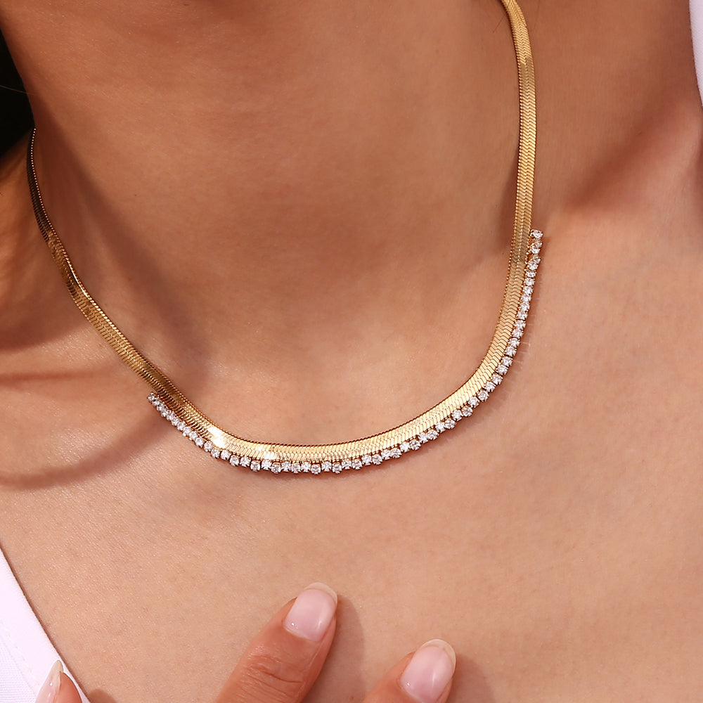 Nooré | Diamond Crest Collar Necklace