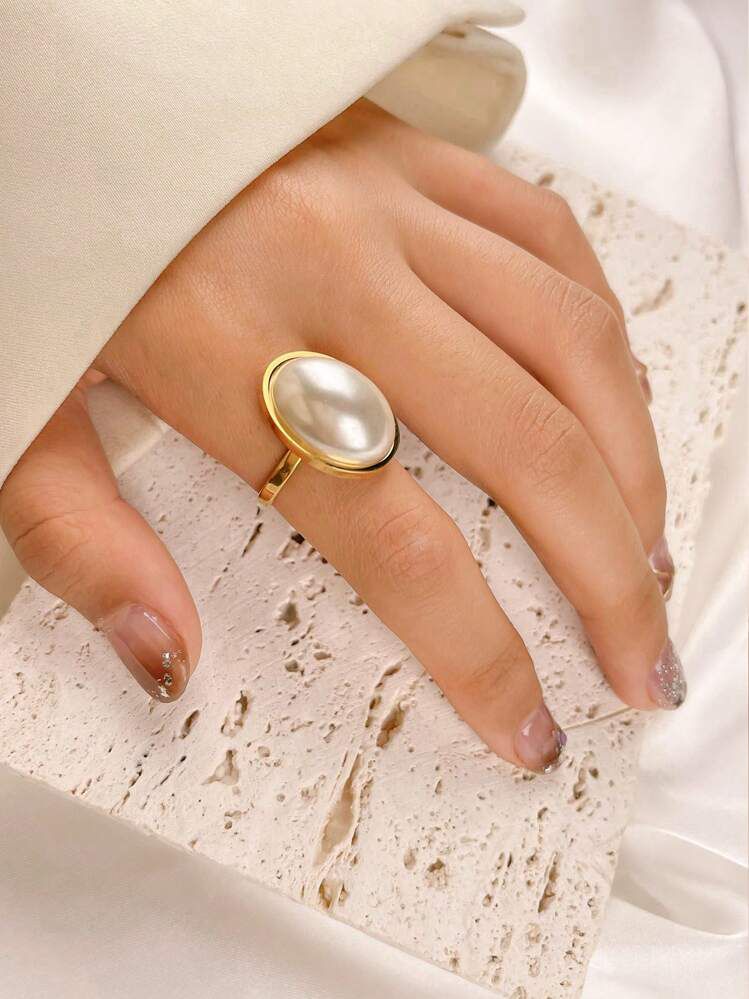 “Luna” Adjustable Pearl Ring – Gold Finish