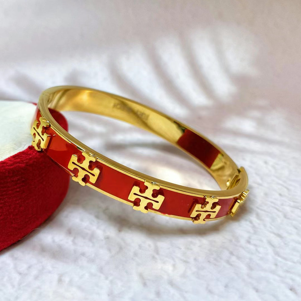 Crimson Link – Red & Gold Puzzle Bangle