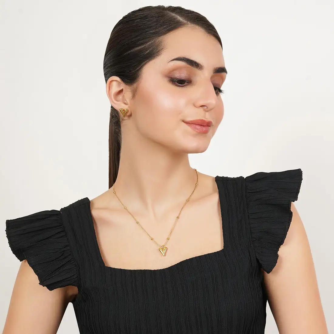 Heartfelt Radiance Set – Pendant & Studs in Harmony
