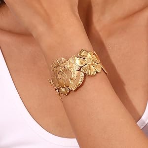  Floralis Radiant – Gold Petal Cuff Bracelet