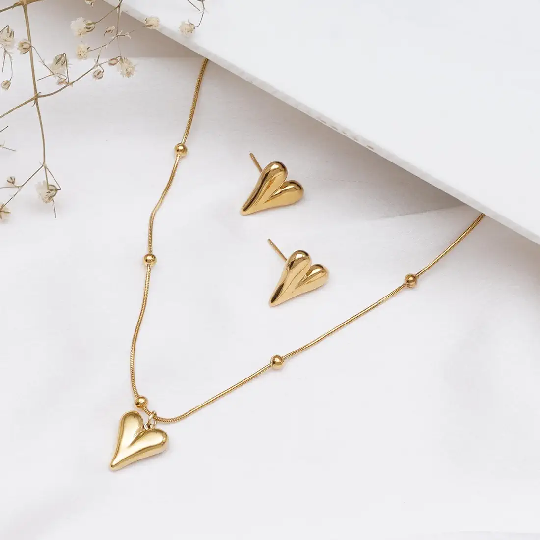 Heartfelt Radiance Set – Pendant & Studs in Harmony