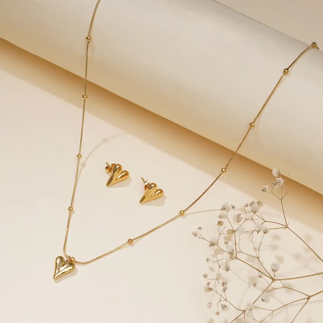 Heartfelt Radiance Set – Pendant & Studs in Harmony