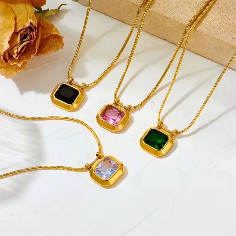Rang-e-Rooh Gemstone Pendant Necklace