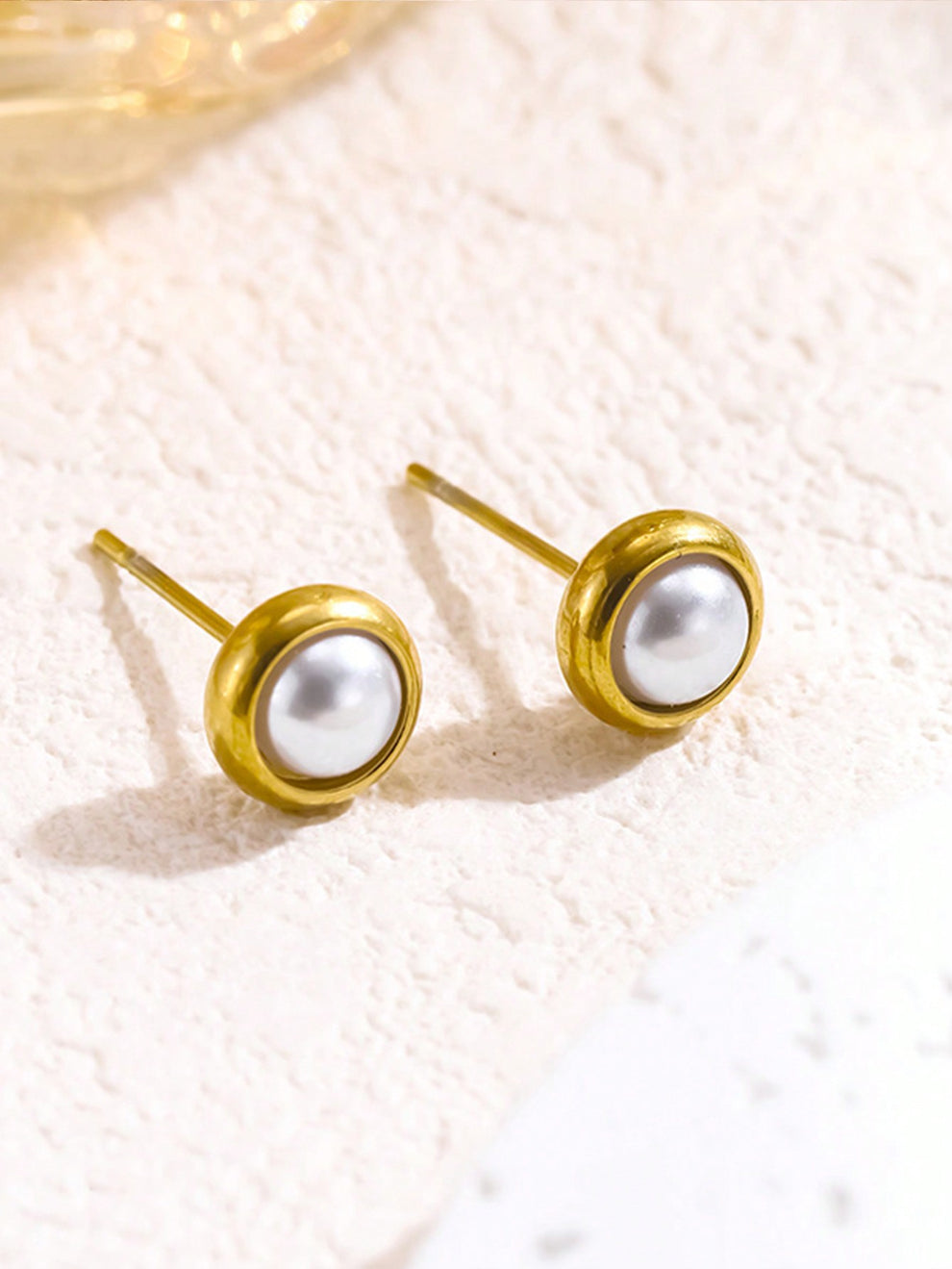 Maira: Gold Pearl Jewelry Set