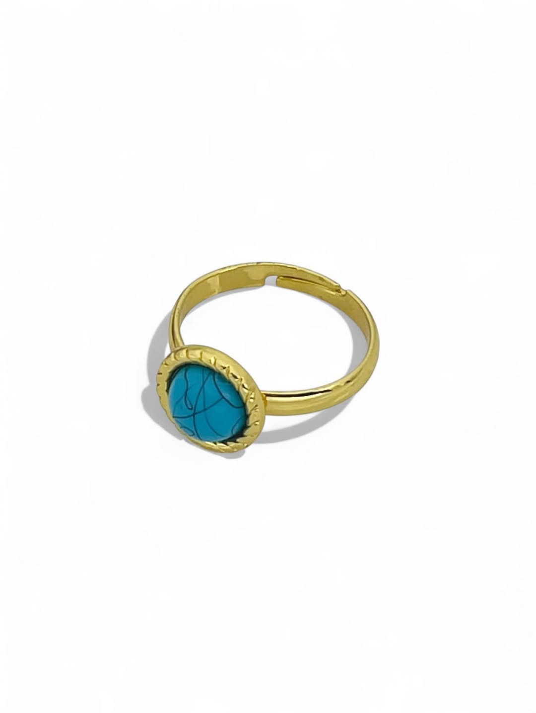 Niloofar Ring – Golden Serenity