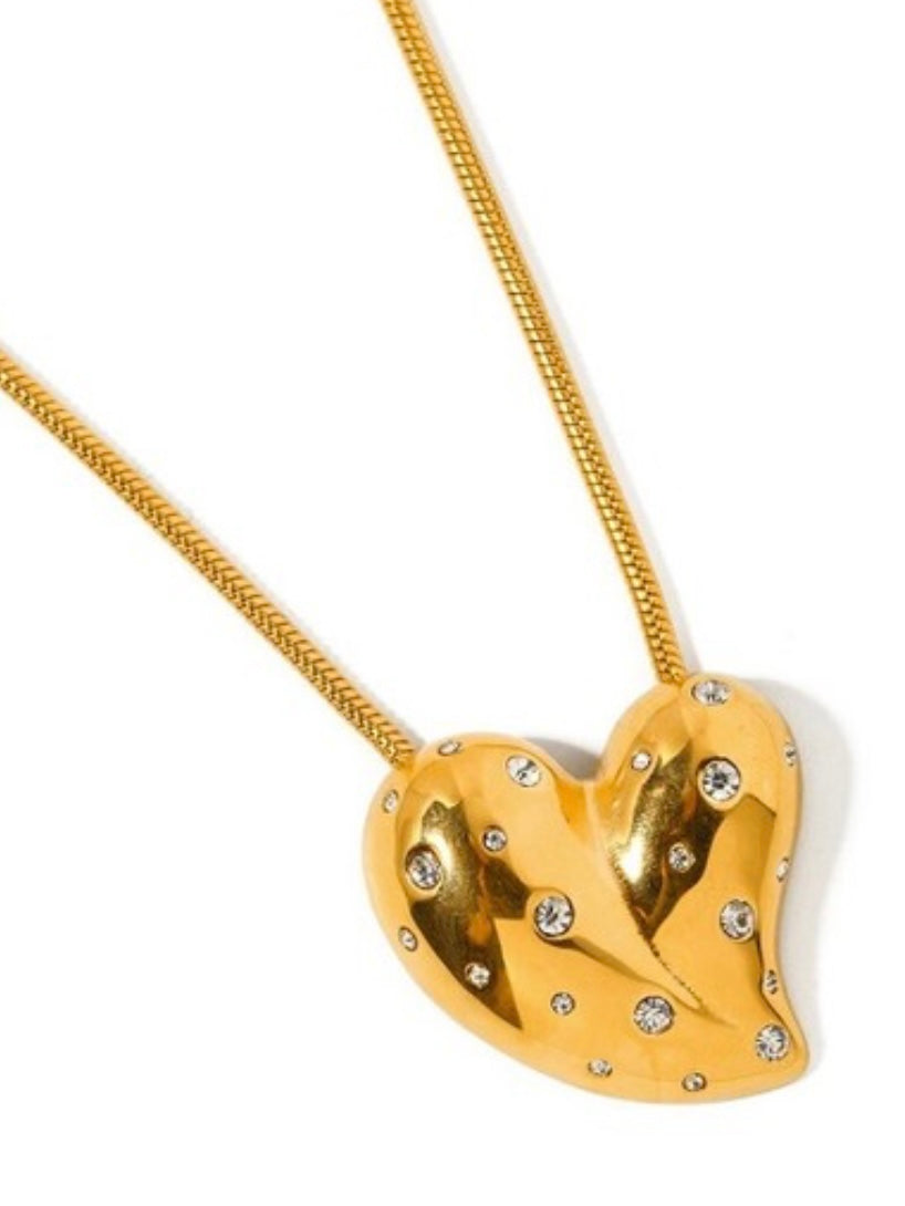 Qalbé Noor Necklace – Heart of Light