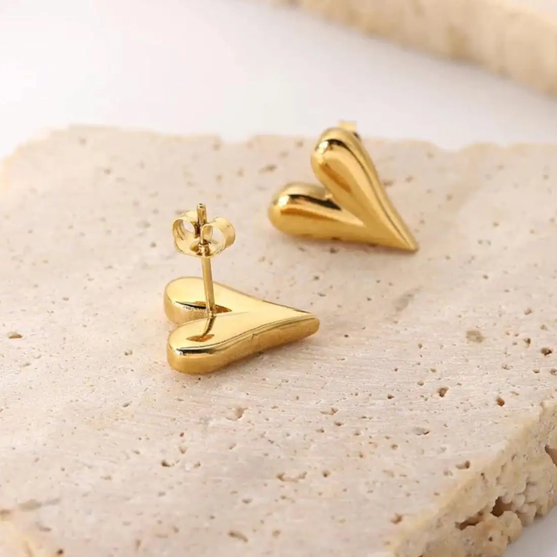 Heartfelt Radiance Set – Pendant & Studs in Harmony