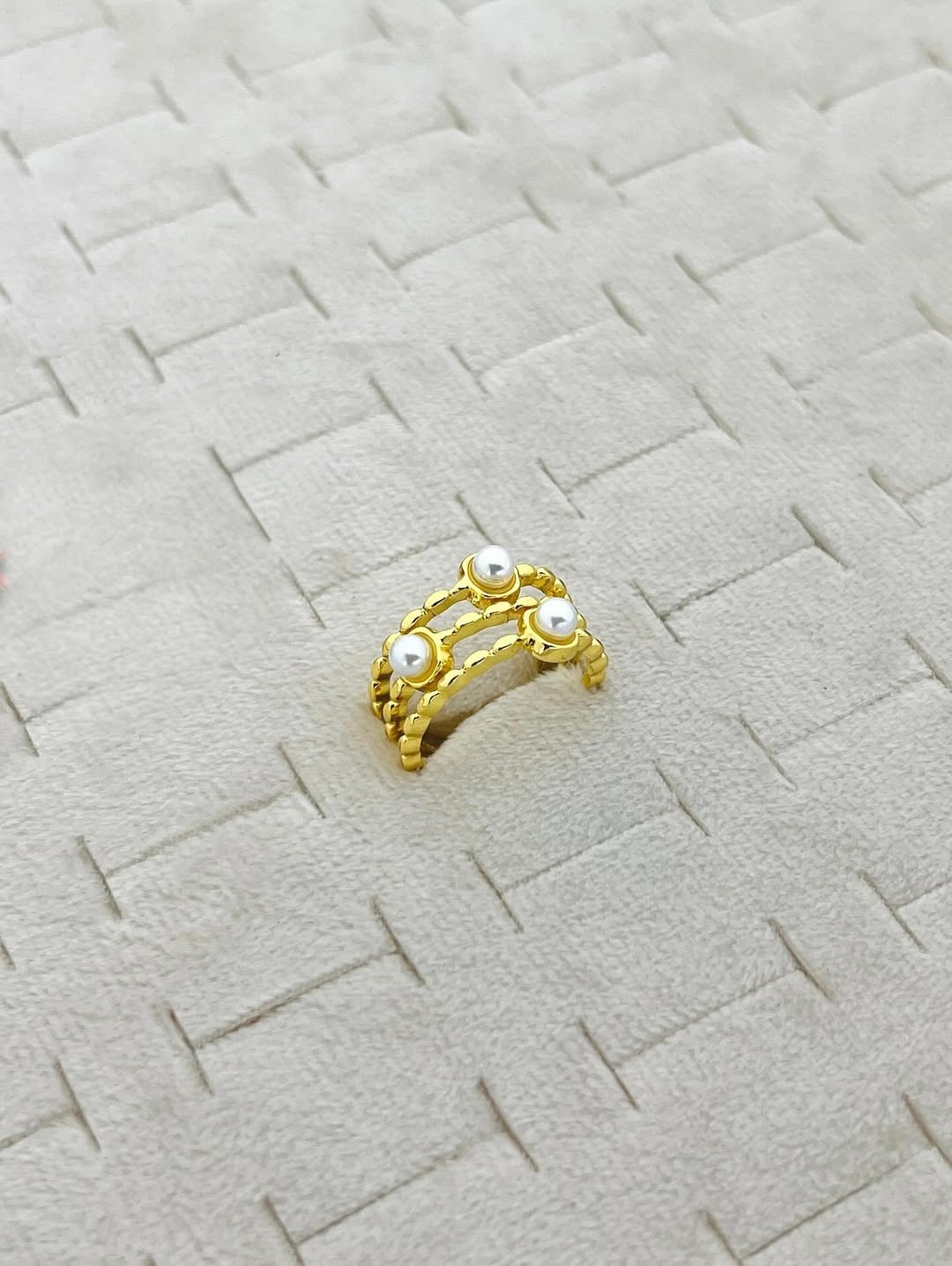 Trillium Grace – Triple Pearl Embrace Ring